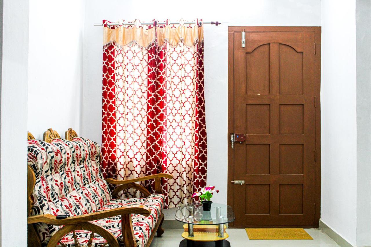 Tranquil Meadows Hues Apartment Kattappana Ngoại thất bức ảnh