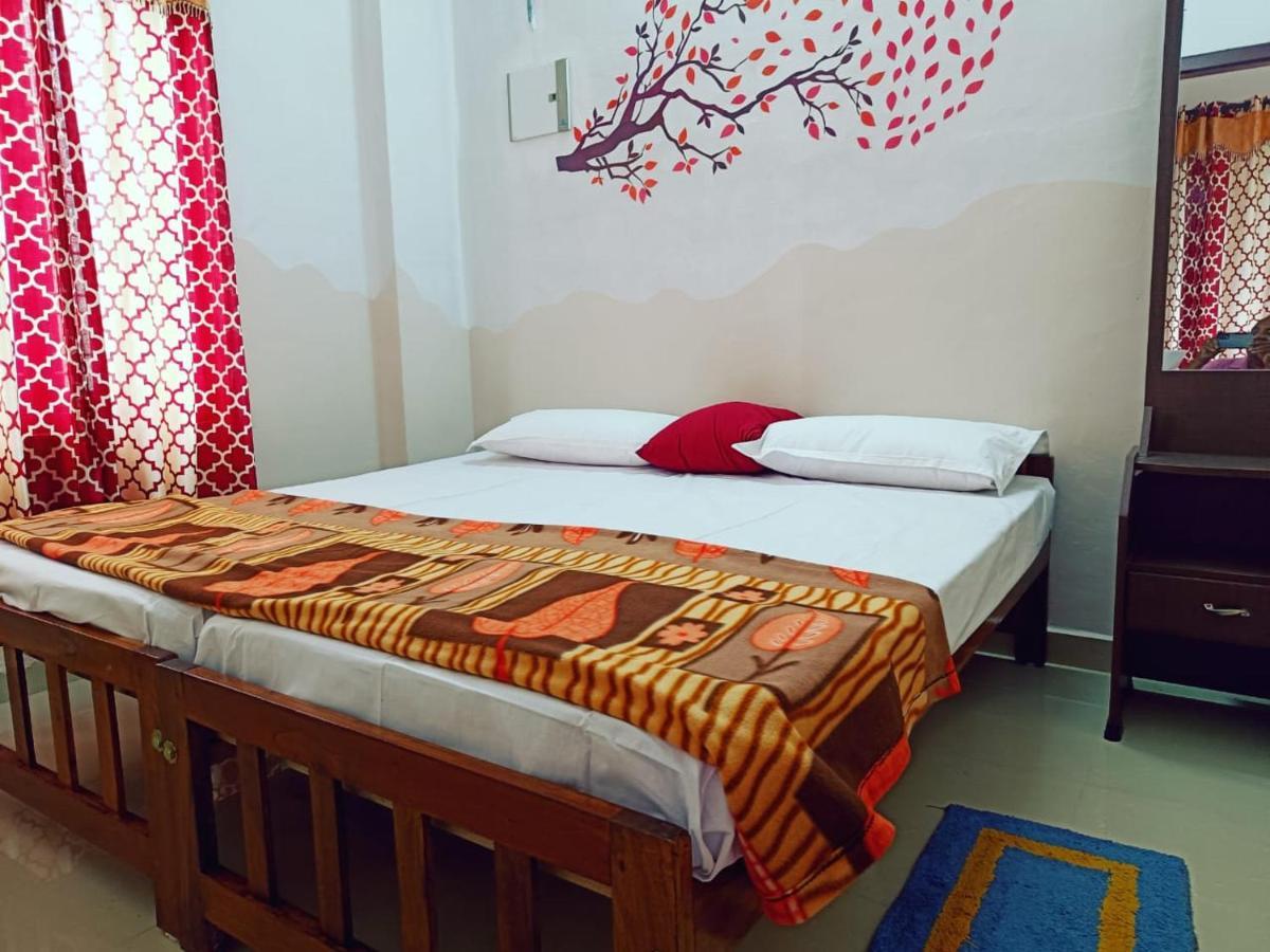 Tranquil Meadows Hues Apartment Kattappana Ngoại thất bức ảnh