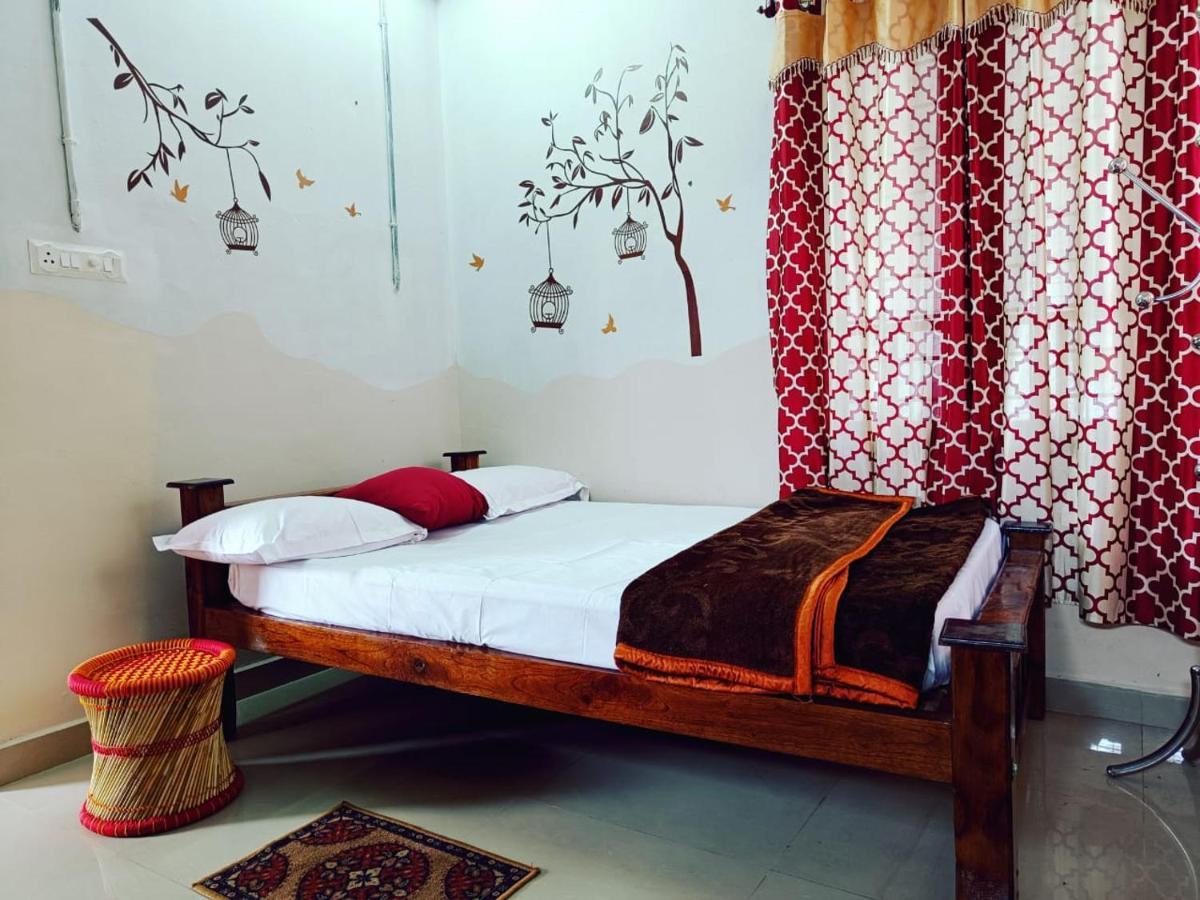 Tranquil Meadows Hues Apartment Kattappana Ngoại thất bức ảnh